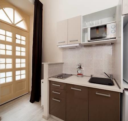 Manhattan Studio Budapest Zimmer foto